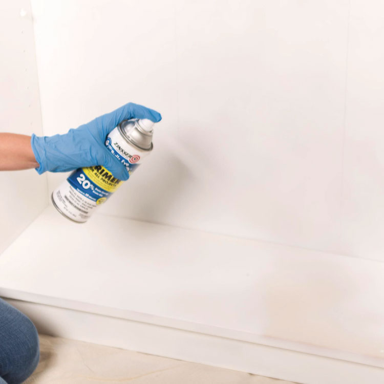 Bulls Eye 1-2-3 Primer Spray, Interior/Exterior, Flat White, 13 oz Aerosol Can, 6/Carton