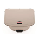 Streamline Resin Step-On Container, Front Step Style, 18 gal, Polyethylene, Beige