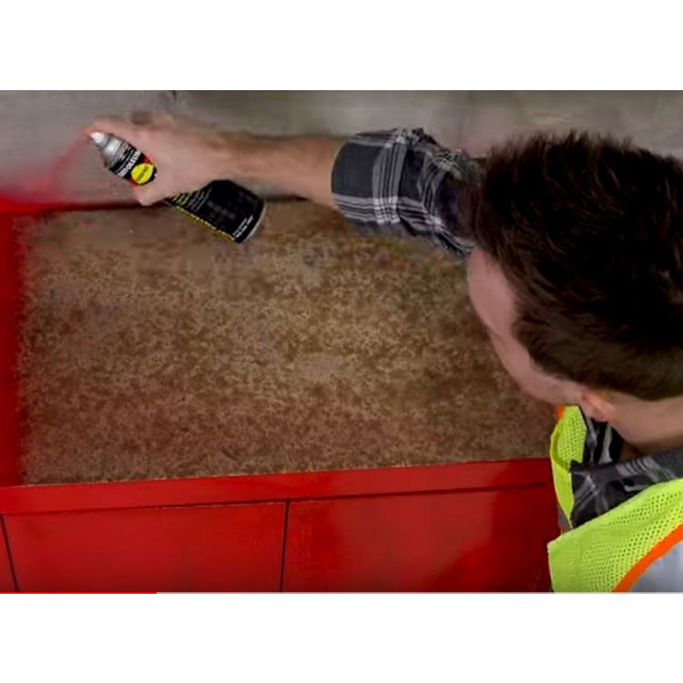 Hard Hat High Performance V2100 System Rust Preventive Enamel Spray Paint, Flat Safety Red, 15 oz Aerosol Can, 6/Carton